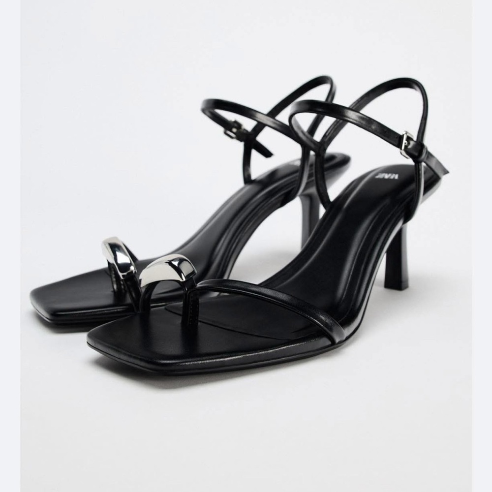 Zara Low Heel Strappy Sandals - Black - Size 41